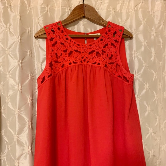 Max Studio Red Daisy Crocheted Tent Dress - Picture 2 of 9